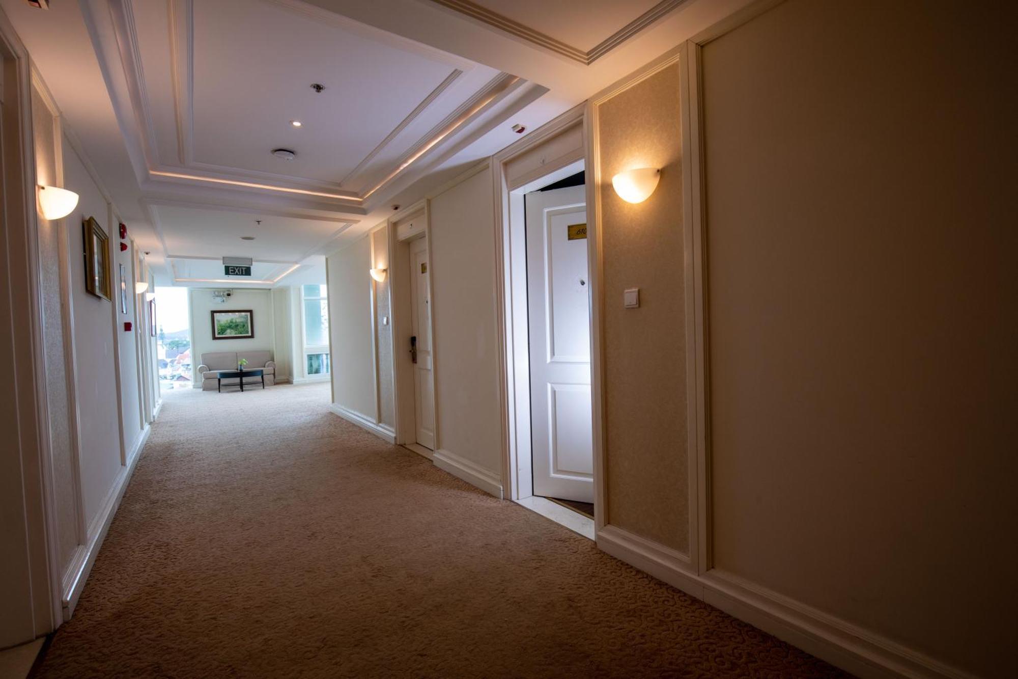 La Sapinette Hotel Dalat Bagian luar foto