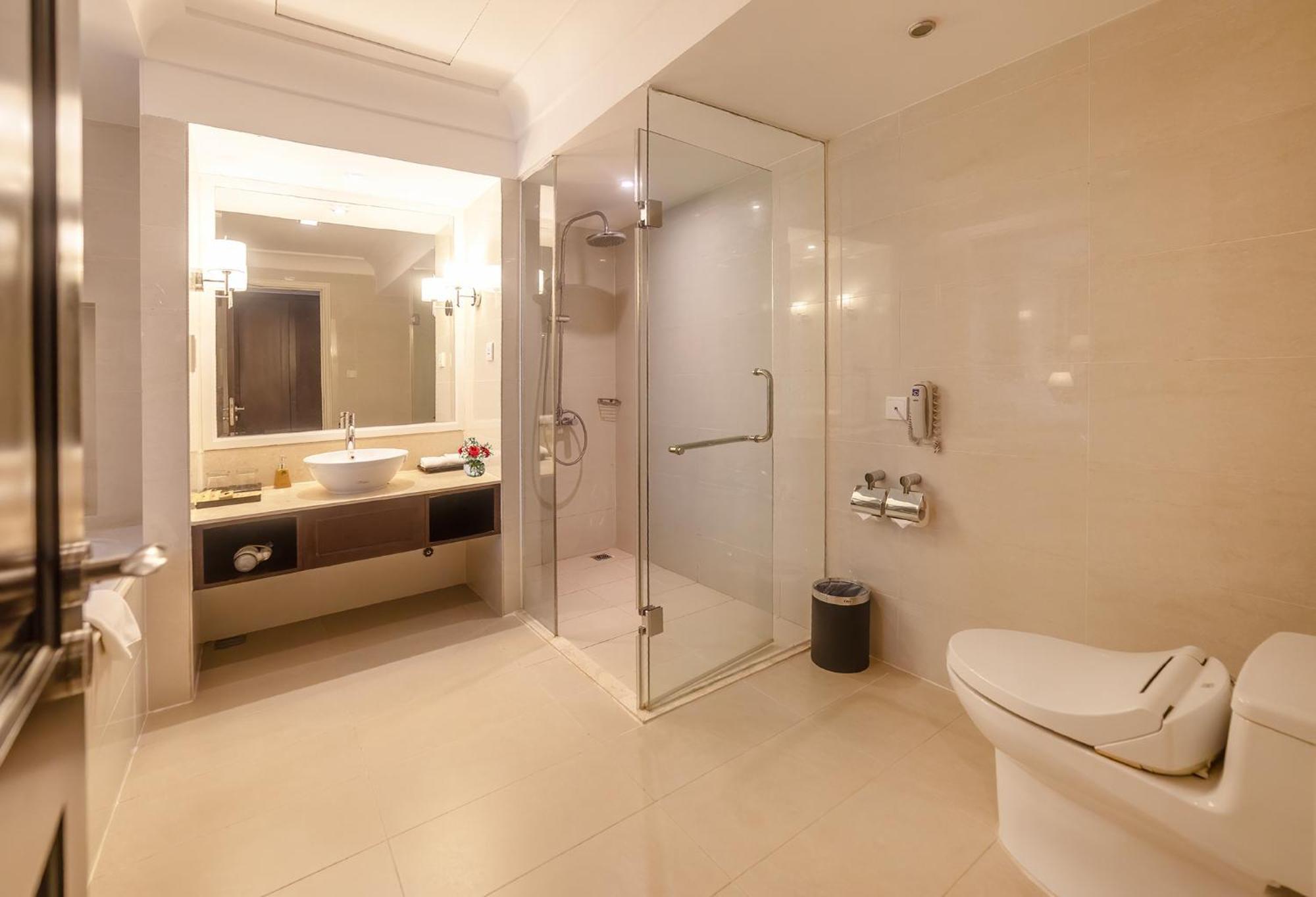 La Sapinette Hotel Dalat Bagian luar foto